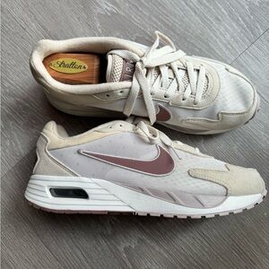 NEW Nike Air Max Solo